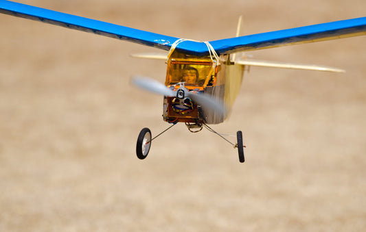 Ask the Experts: The Best Glue for Attaching Landing Gear to Balsa Model Airplanes